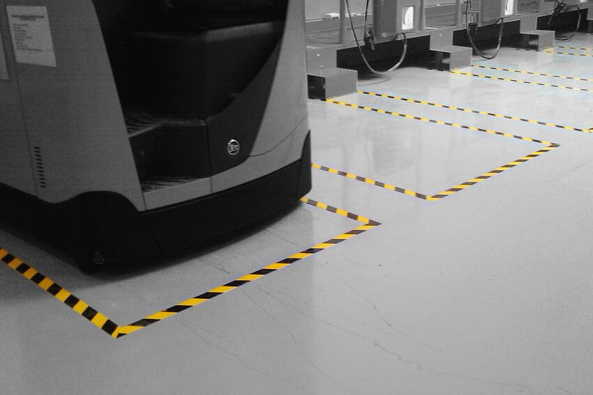 Merkilímband Lineplan Cross 50mm - gu/sv (30m)